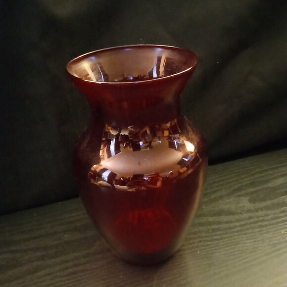 Vintage Ruby Red Glass 8" Flower Vase - Picture 1 of 4